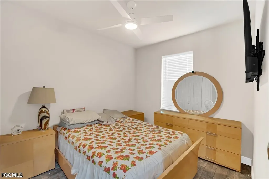 1049 Solar Court Labelle FL 33935