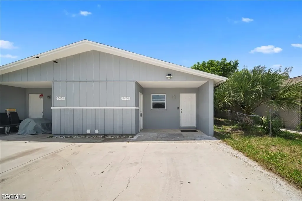 5454 8th Avenue Fort Myers FL 33907