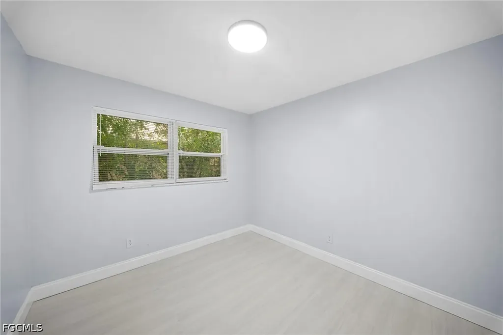 5454 8th Avenue Fort Myers FL 33907