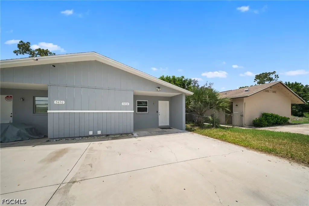 5454 8th Avenue Fort Myers FL 33907