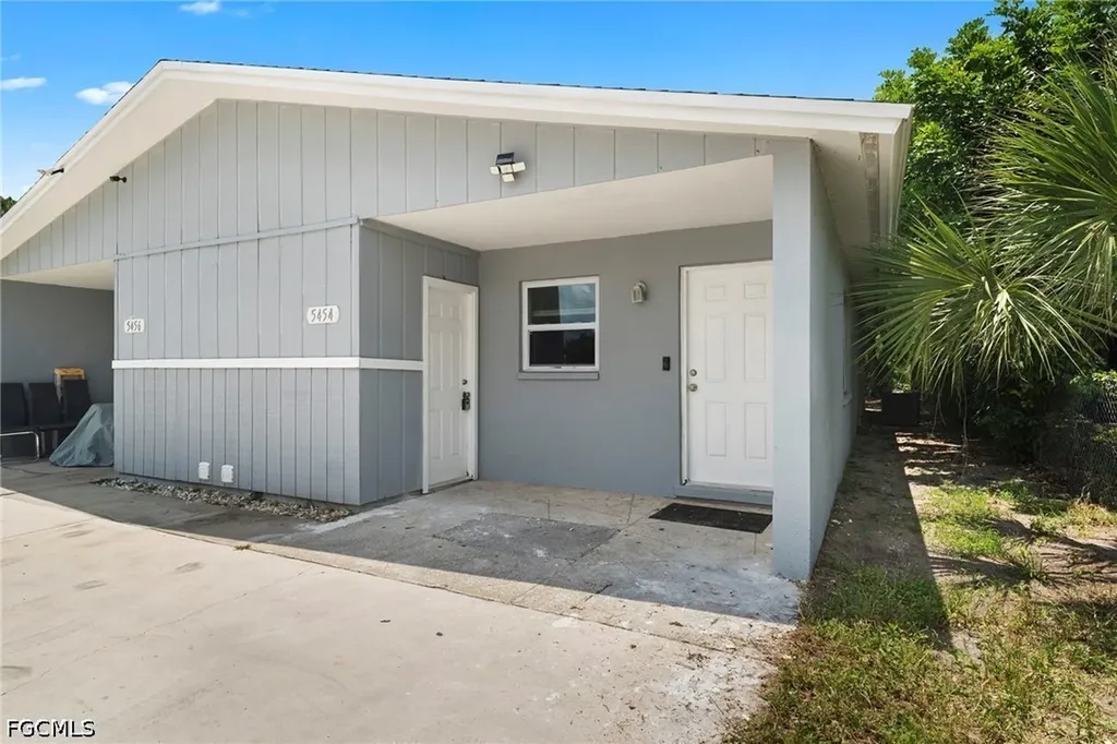 5454 8th Avenue Fort Myers FL 33907