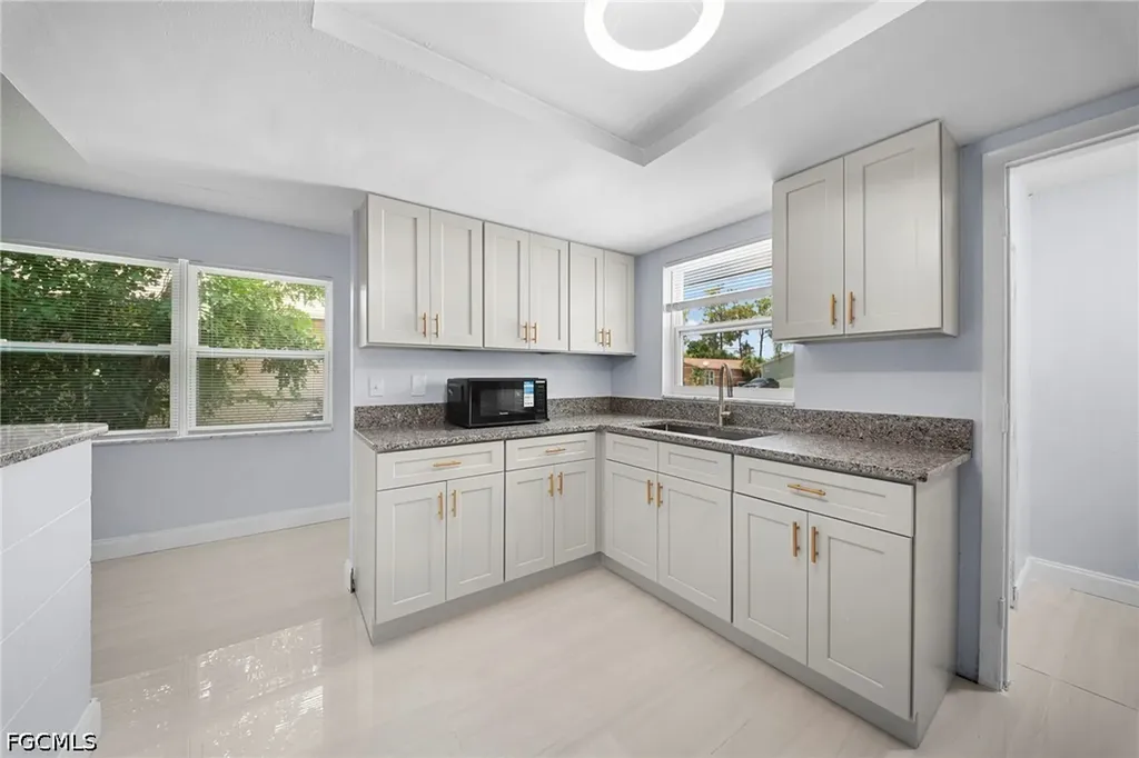 5454 8th Avenue Fort Myers FL 33907