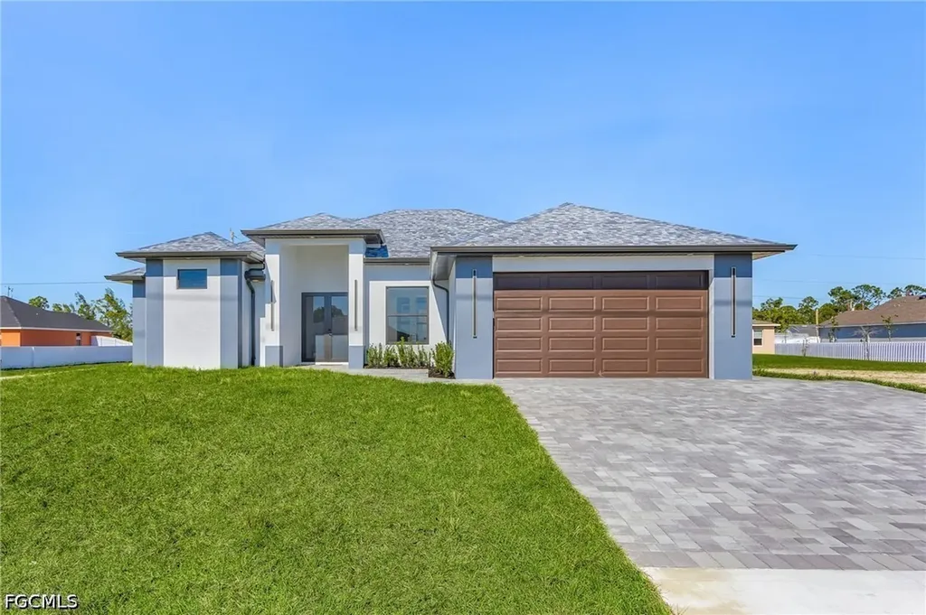 1817 Kismet Parkway W Cape Coral FL 33993