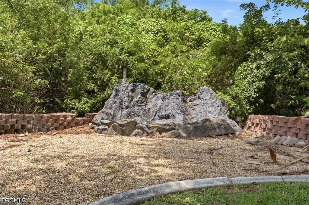5936 SW 1st Court Cape Coral FL 33914