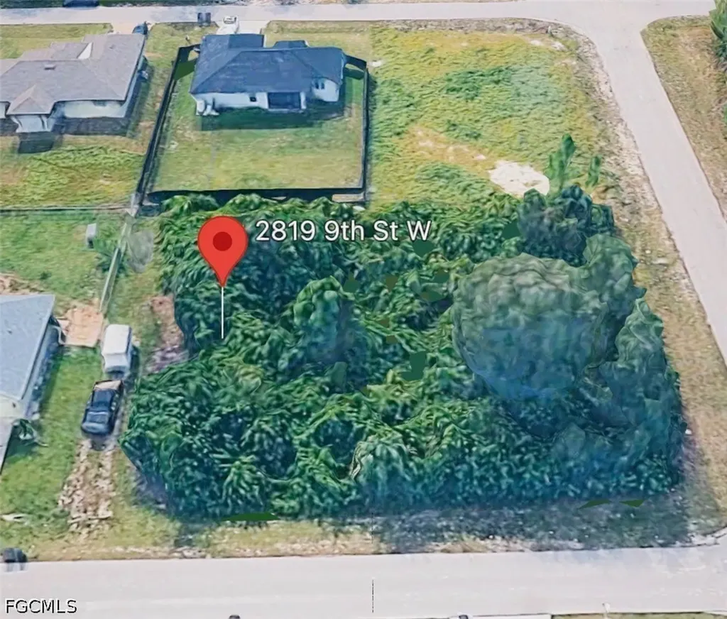 2819 9th Street W Lehigh Acres FL 33971