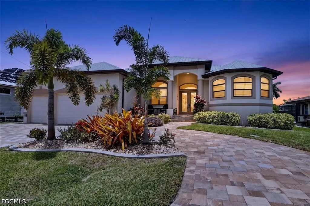 5346 Malaluka Court Cape Coral FL 33904