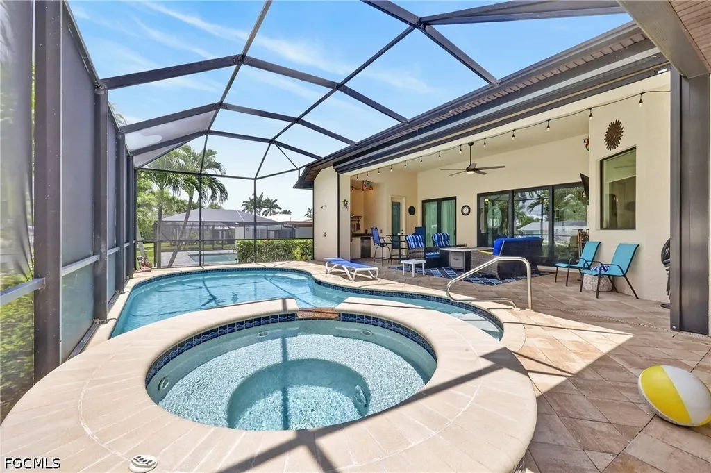 5346 Malaluka Court Cape Coral FL 33904