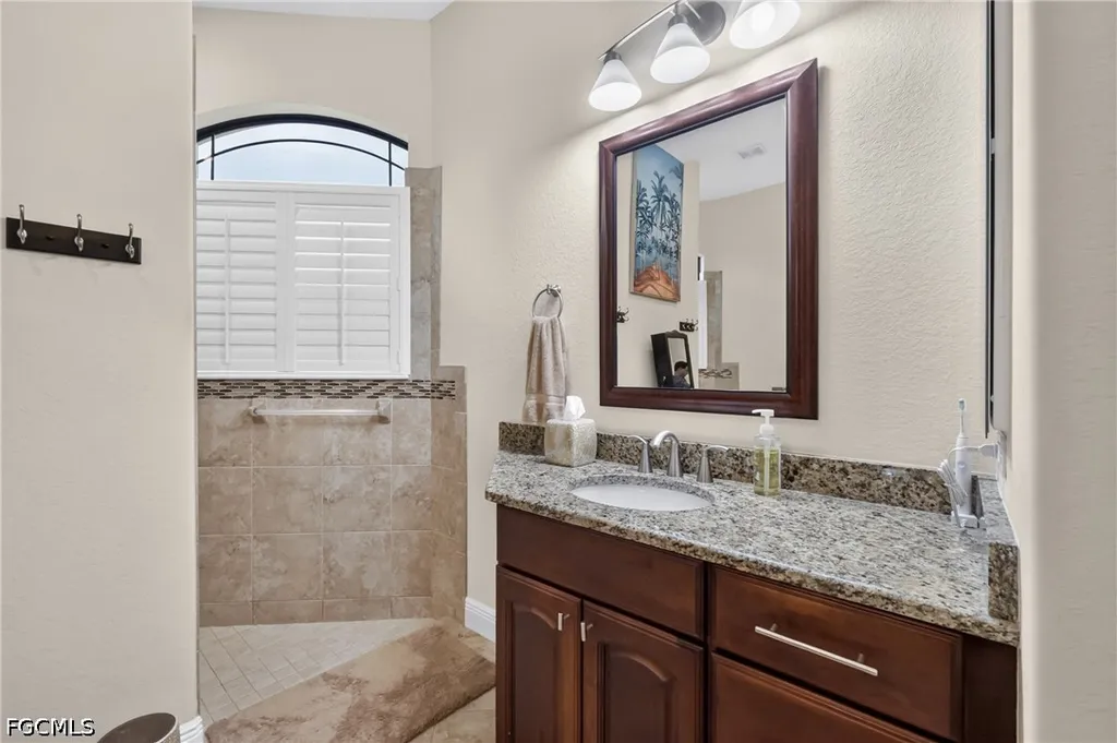 5346 Malaluka Court Cape Coral FL 33904