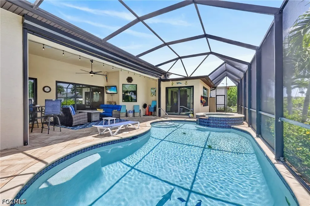 5346 Malaluka Court Cape Coral FL 33904
