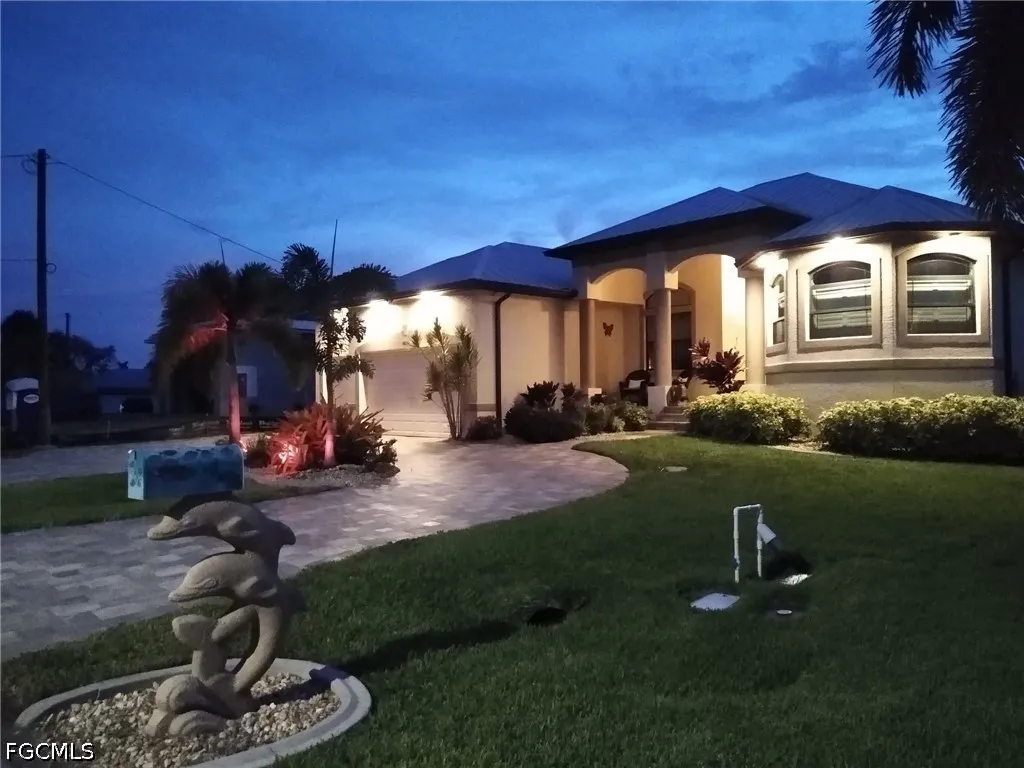 5346 Malaluka Court Cape Coral FL 33904
