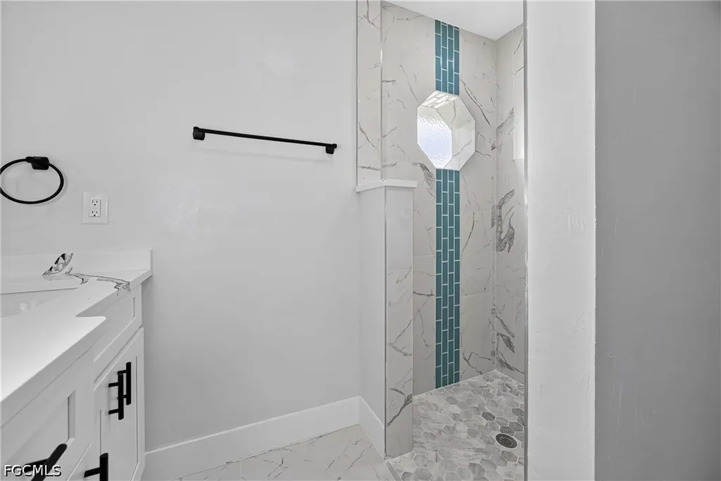 3709 SW 6th Place Cape Coral FL 33914
