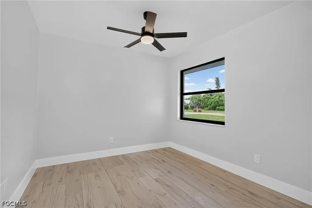 3709 SW 6th Place Cape Coral FL 33914