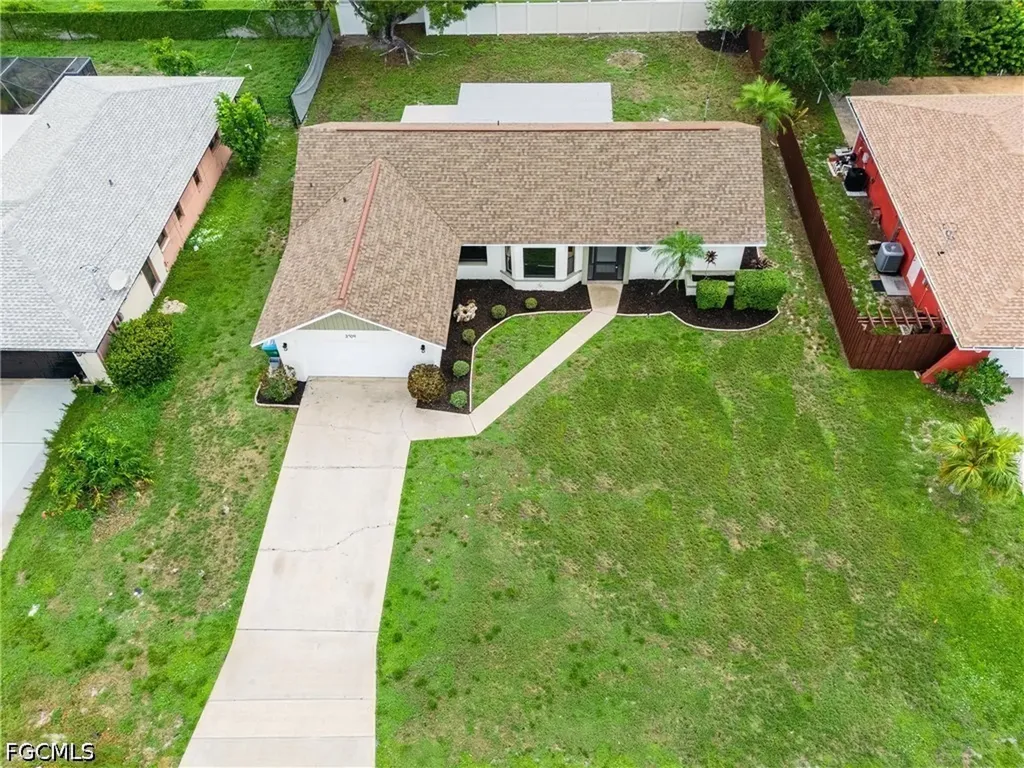 3709 SW 6th Place Cape Coral FL 33914