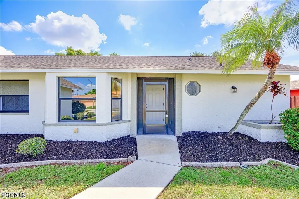3709 SW 6th Place Cape Coral FL 33914