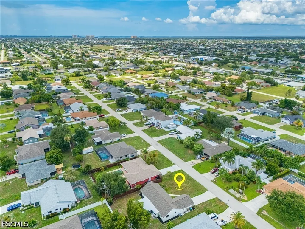 3709 SW 6th Place Cape Coral FL 33914