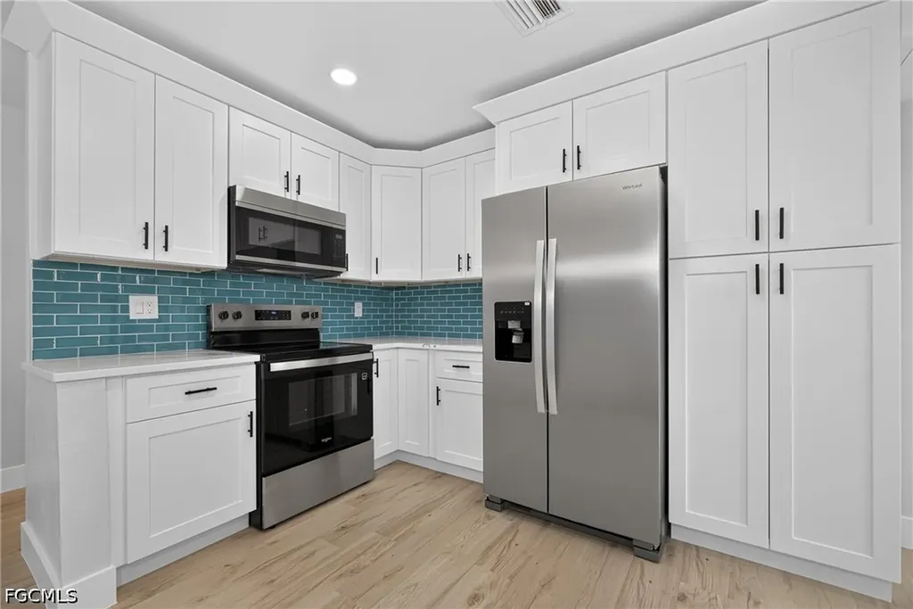 3709 SW 6th Place Cape Coral FL 33914