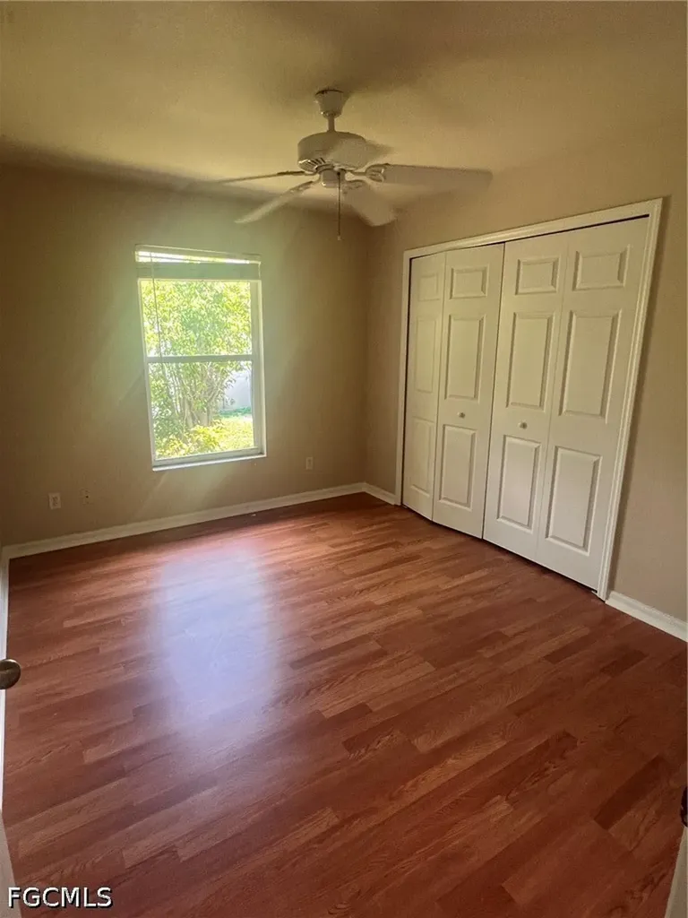 4618 SW 7th Place Cape Coral FL 33914