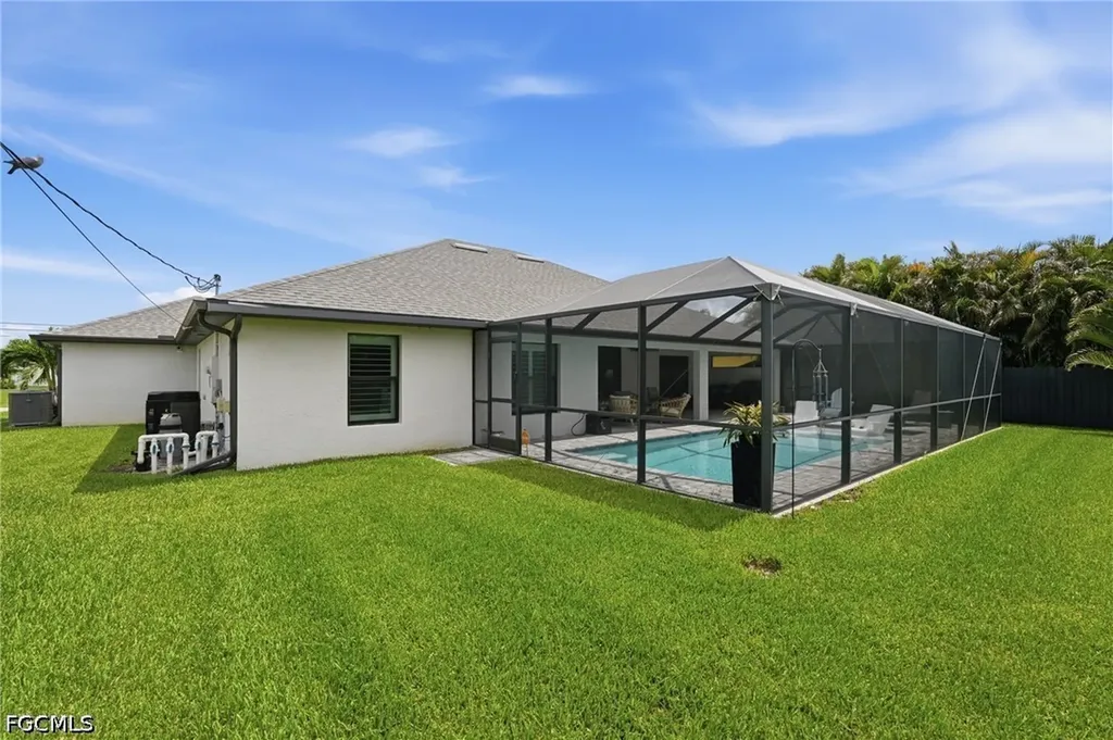 1446 SW 1st Terrace Cape Coral FL 33991