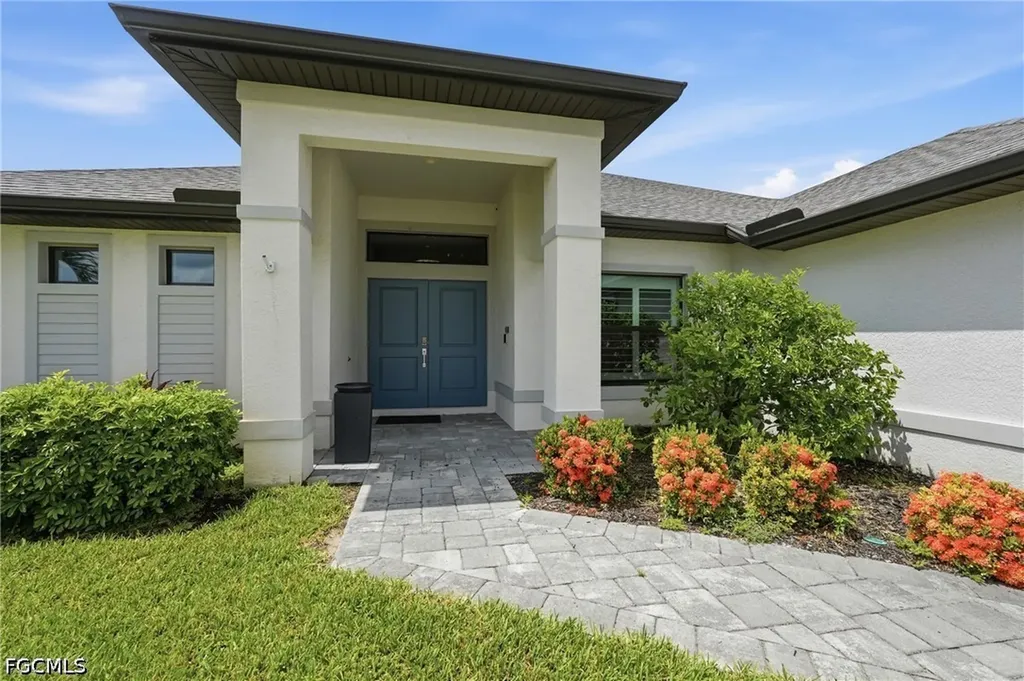 1446 SW 1st Terrace Cape Coral FL 33991