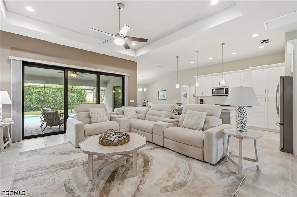 1446 SW 1st Terrace Cape Coral FL 33991