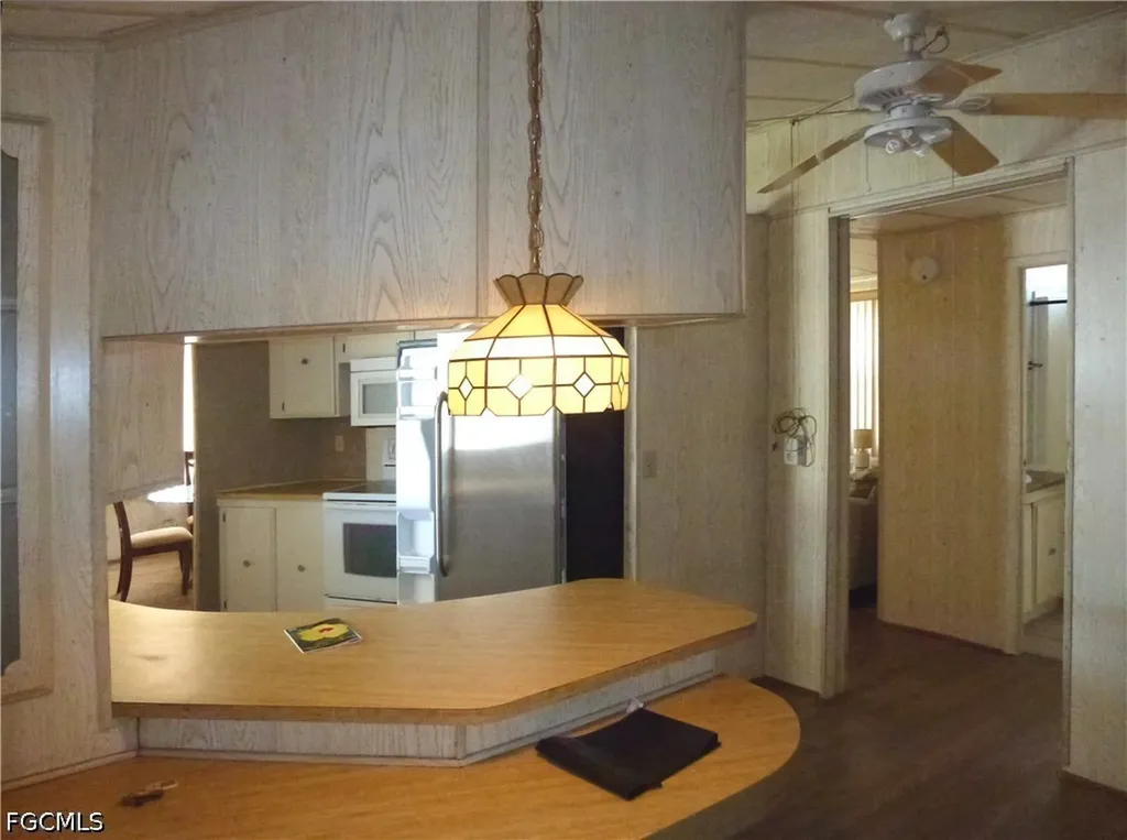 2820 Breezewood Drive North Fort Myers FL 33917