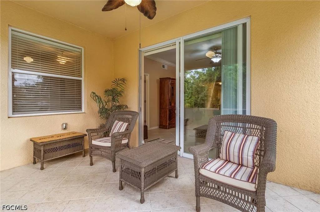 8251 Pathfinder Loop Fort Myers FL 33919