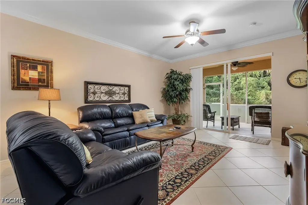 8251 Pathfinder Loop Fort Myers FL 33919