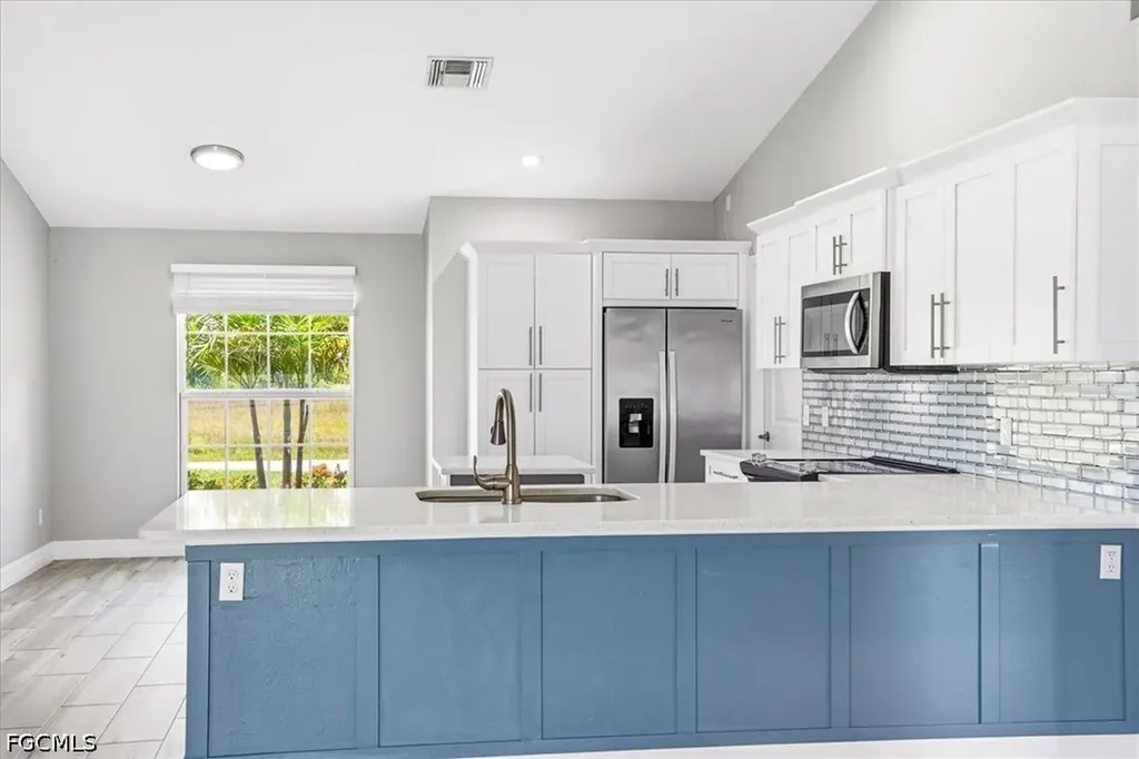 1904 NW 21st Terrace Cape Coral FL 33993