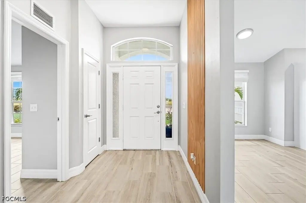 1904 NW 21st Terrace Cape Coral FL 33993