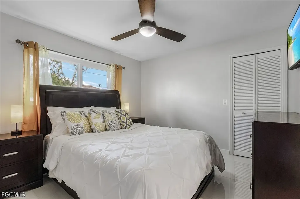 1721 SE 6th Lane Cape Coral FL 33990