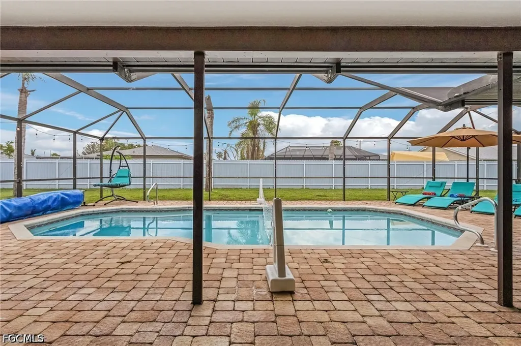 1721 SE 6th Lane Cape Coral FL 33990