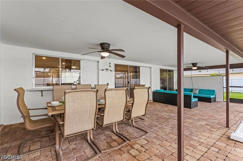 1721 SE 6th Lane Cape Coral FL 33990