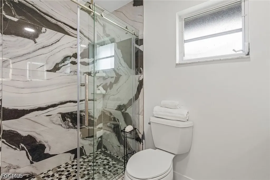1721 SE 6th Lane Cape Coral FL 33990