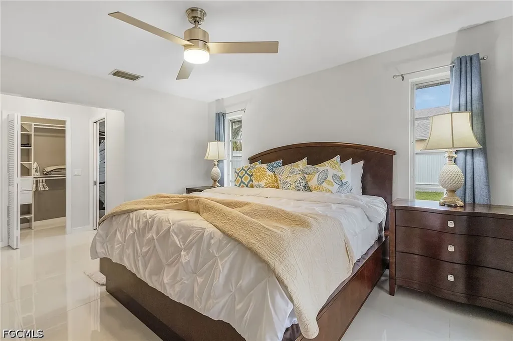 1721 SE 6th Lane Cape Coral FL 33990
