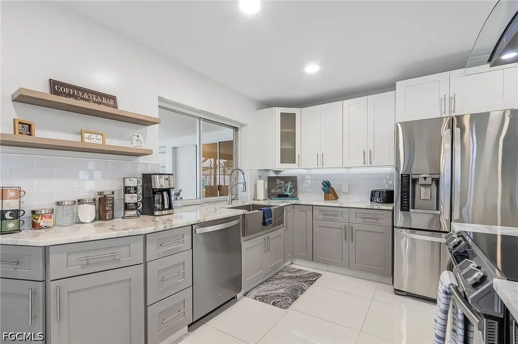 1721 SE 6th Lane Cape Coral FL 33990