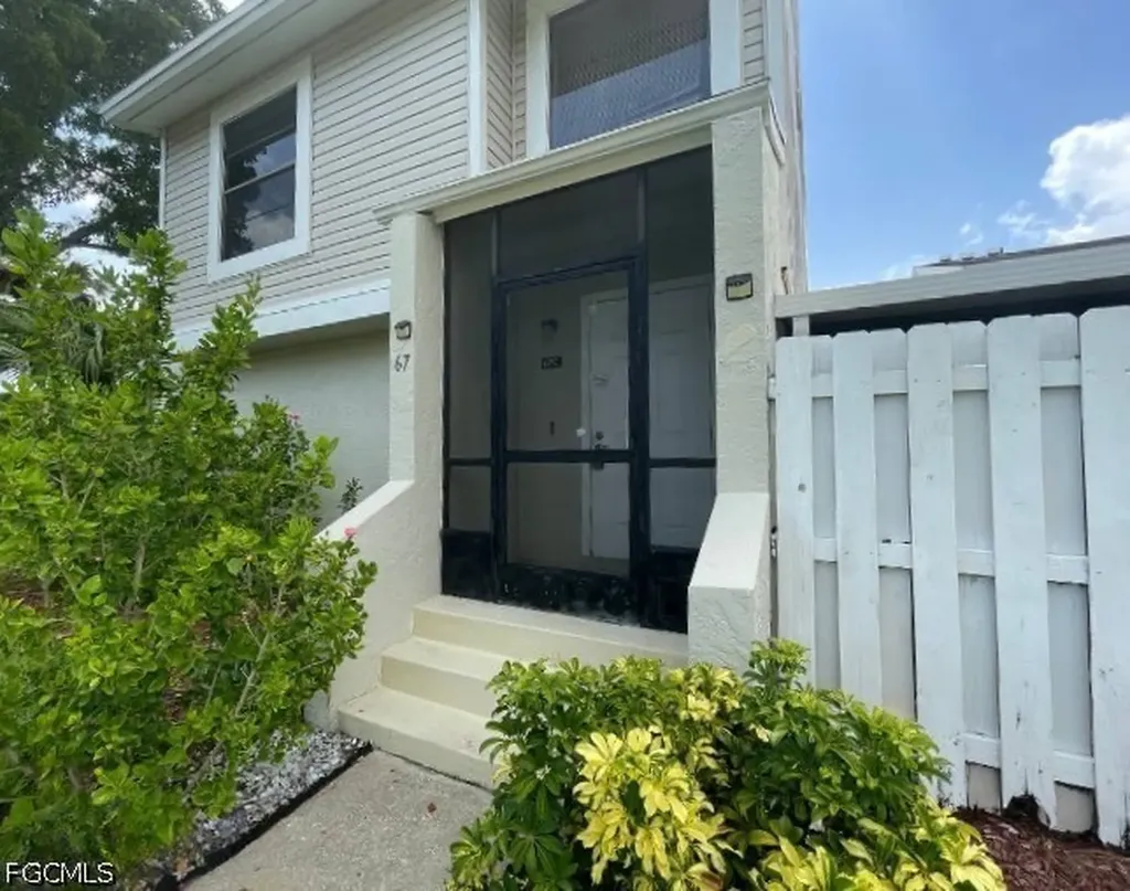 1422 SW 50th Street Cape Coral FL 33914