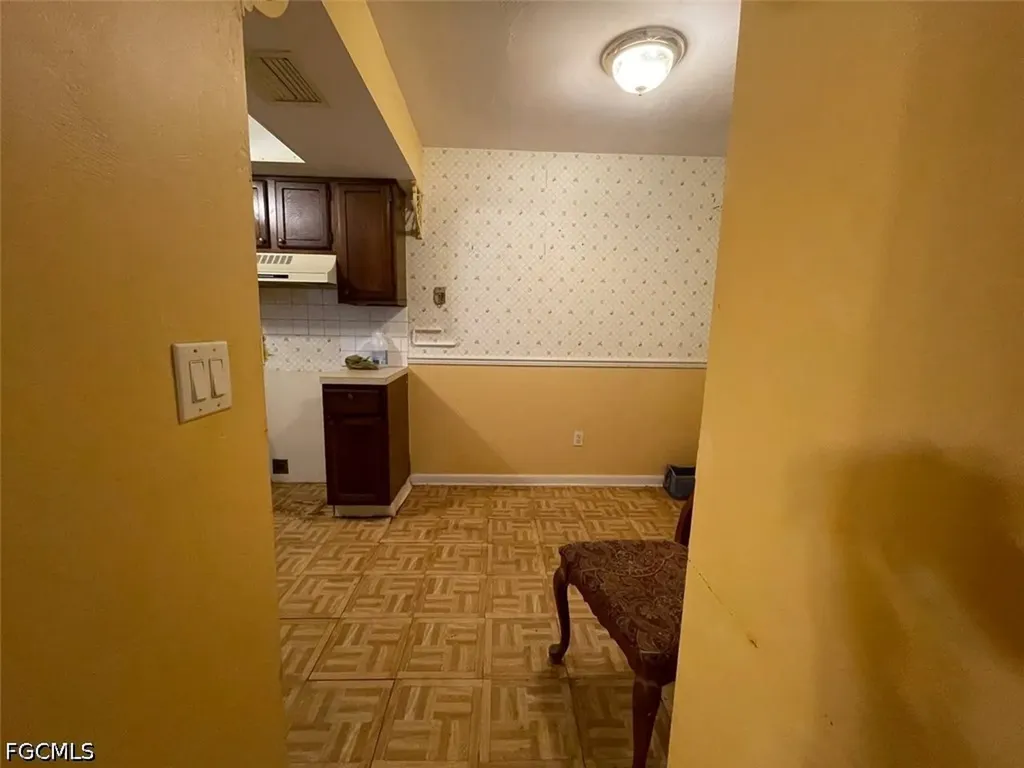 1422 SW 50th Street Cape Coral FL 33914