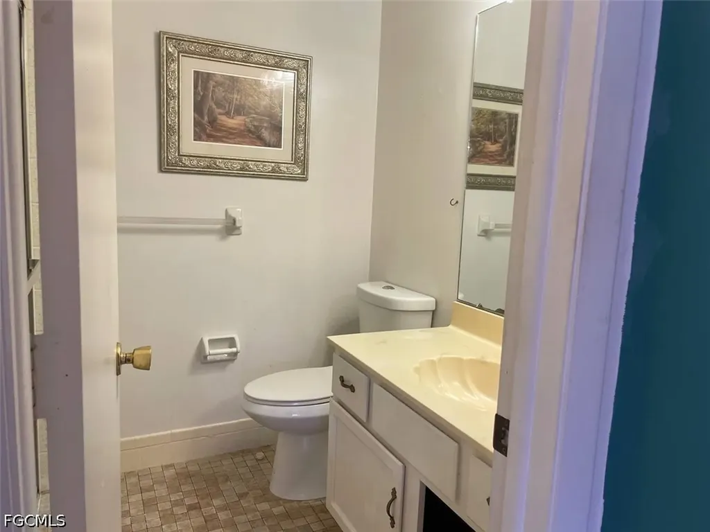 1422 SW 50th Street Cape Coral FL 33914