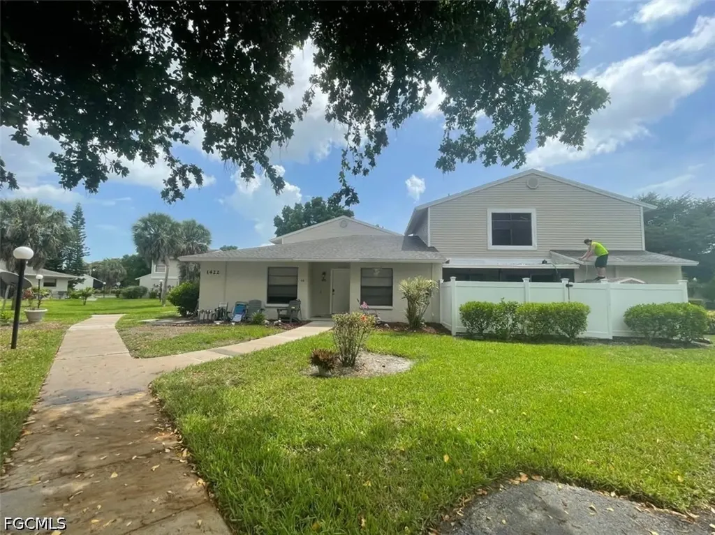 1422 SW 50th Street Cape Coral FL 33914
