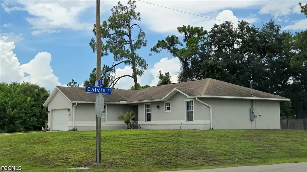 207 E 8 Street Lehigh Acres FL 33974