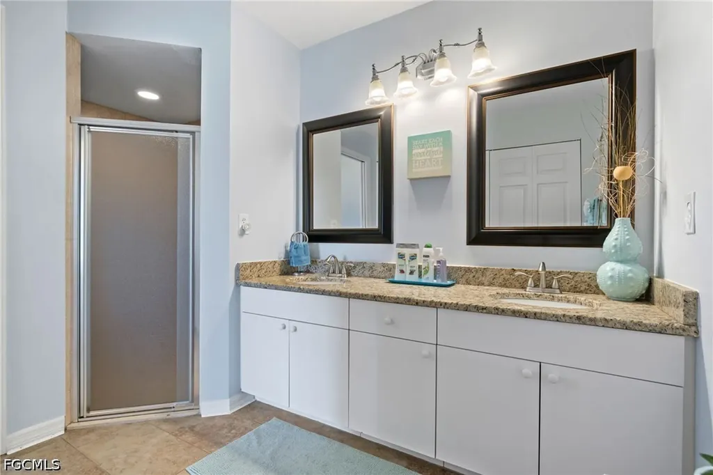 301 SE 30th Terrace Cape Coral FL 33904