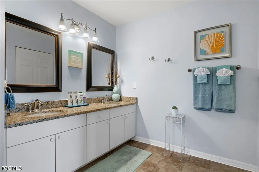 301 SE 30th Terrace Cape Coral FL 33904