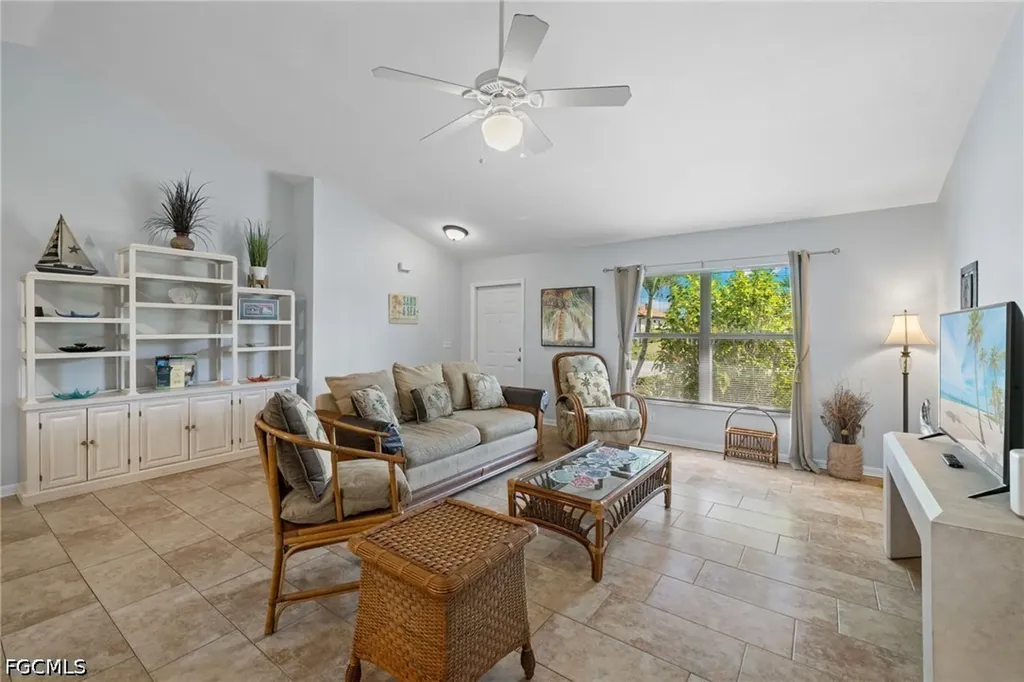 301 SE 30th Terrace Cape Coral FL 33904