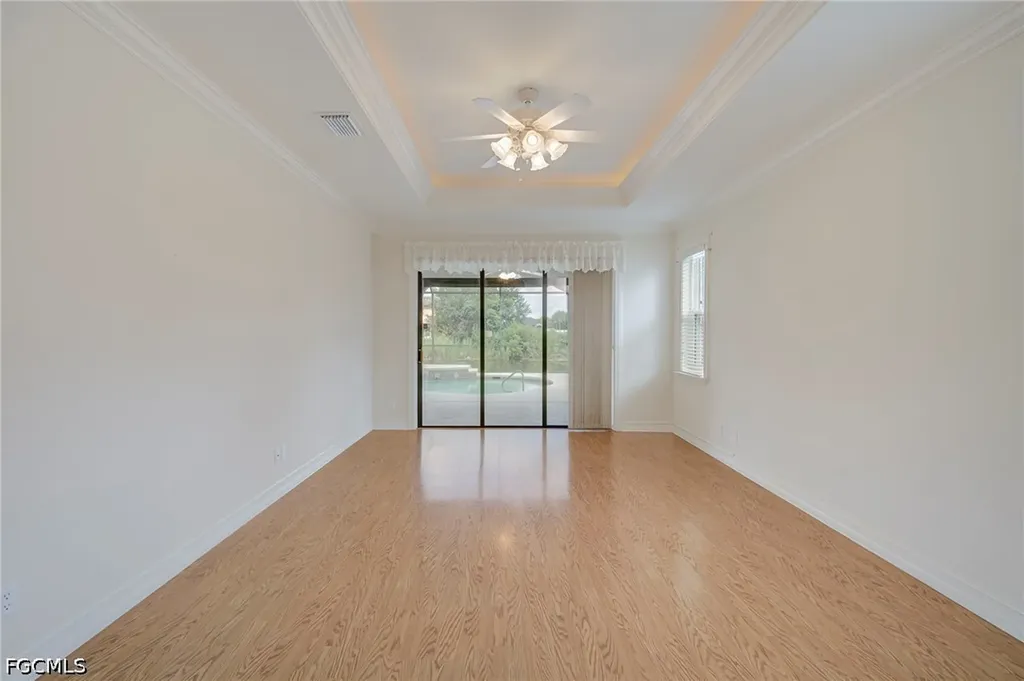 1512 SE 6th Avenue Cape Coral FL 33990