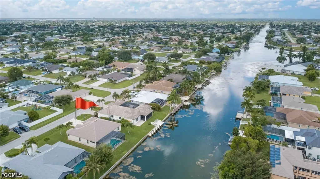 1512 SE 6th Avenue Cape Coral FL 33990