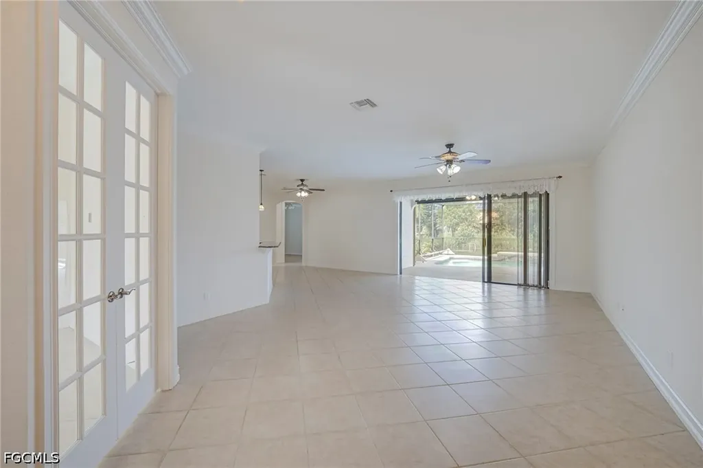 1512 SE 6th Avenue Cape Coral FL 33990
