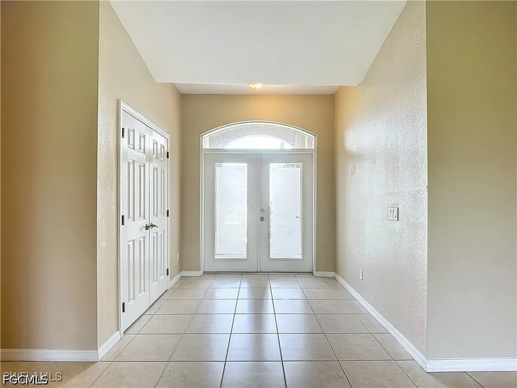 1726 Trafalgar Parkway Cape Coral FL 33991