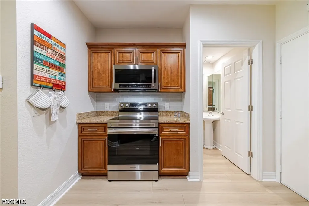 9808 Solera Cove Point Fort Myers FL 33908