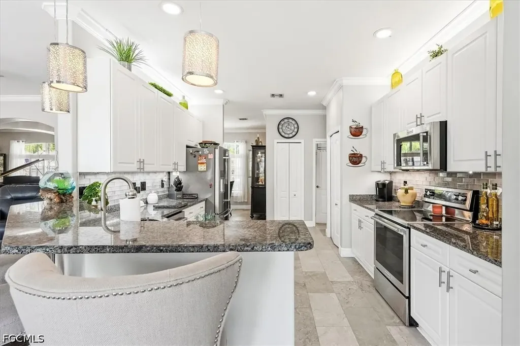 8905 Cypress Preserve Place Fort Myers FL 33912