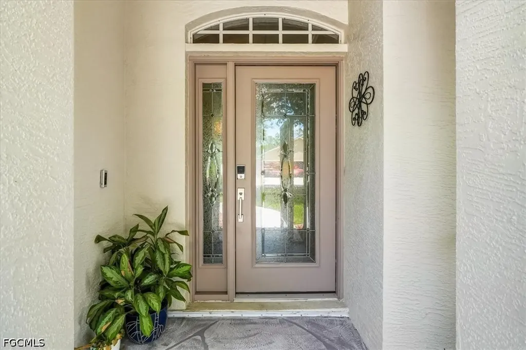 8905 Cypress Preserve Place Fort Myers FL 33912